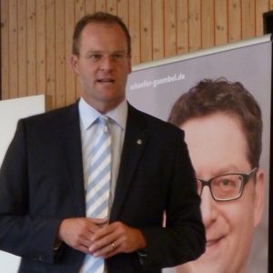 Über den Umgang mit dem demografischen Wandel berichtete Landrat Stefan G. Reuß aus dem Werra-Meißner-Kreis